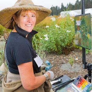 Meet your Posher, Claudia